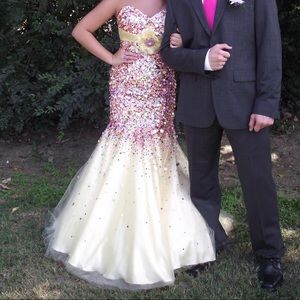 Tiffany designs Homecoming confetti dress